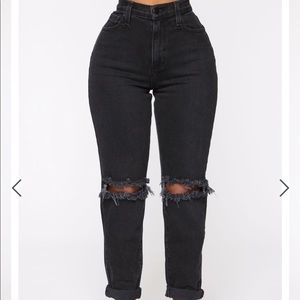 🔥 black distressed jeans